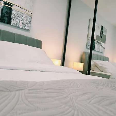 Ladona Apartment Sukosan